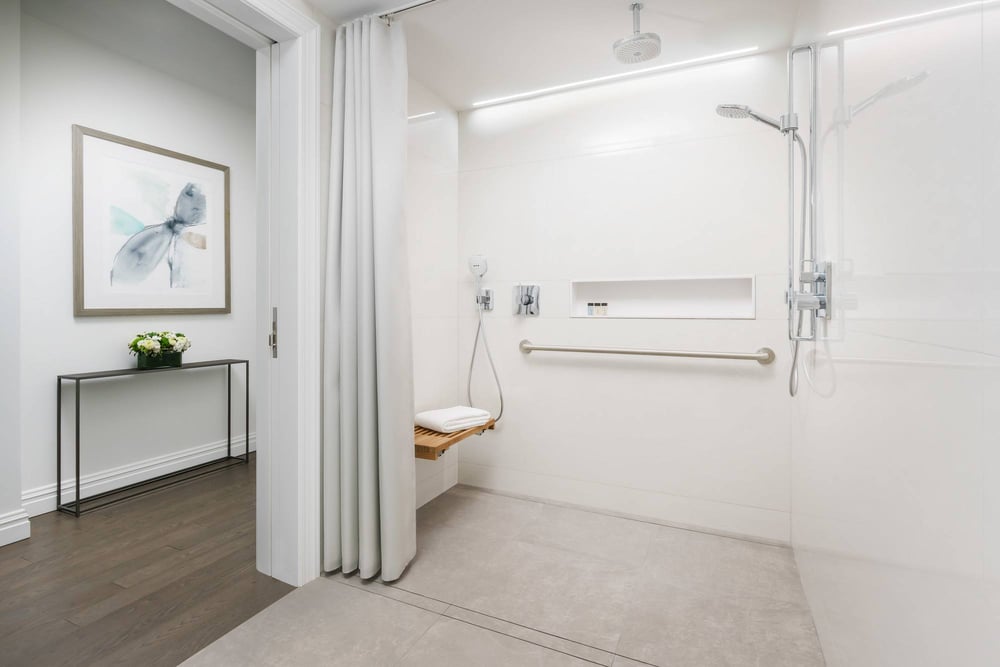 The Wallace Hotel Superior King Accessible Bathroom