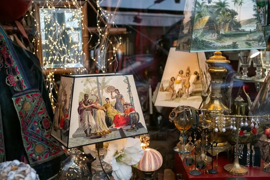 Vintage Shop - Image by Pierre Laborde
